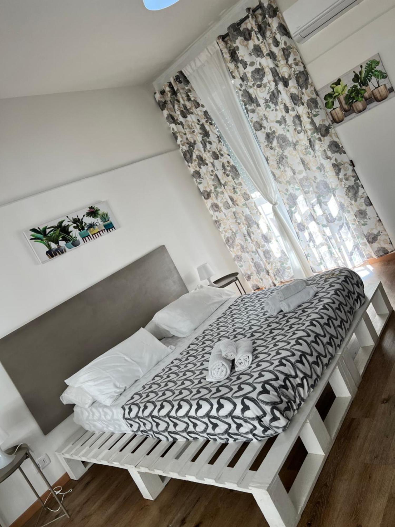 Villa Come A Casa Tua Bari Exteriör bild